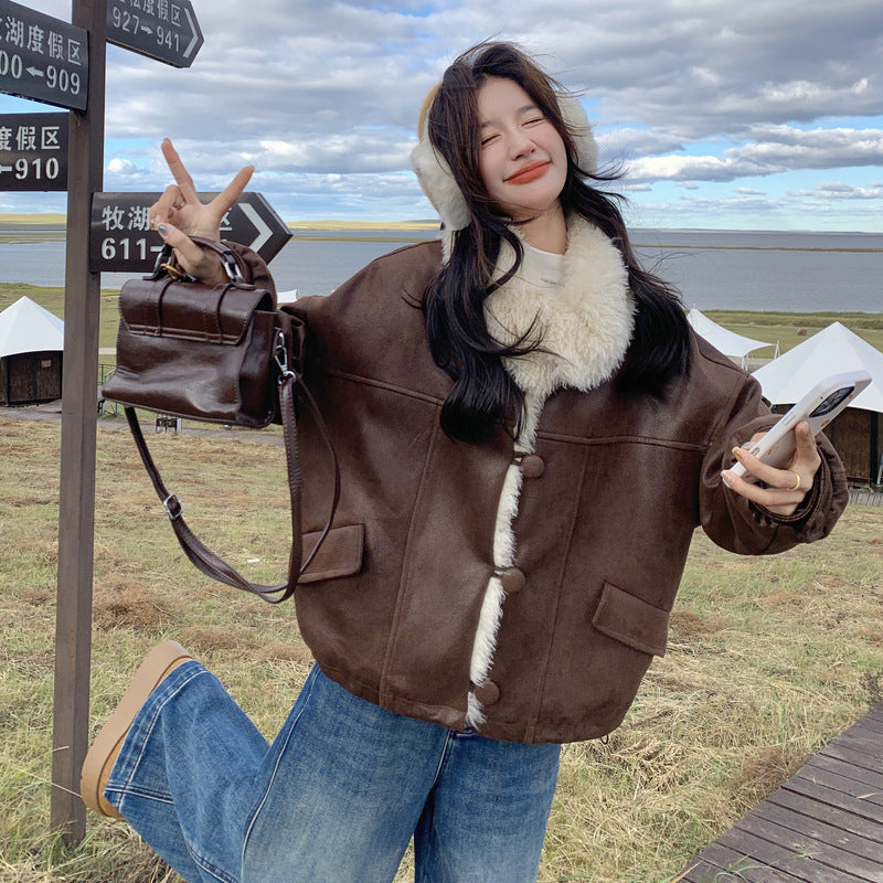 【アウター】おしゃれ キャメル色 大きめファー付きショートダウンコート 2025冬 アメリカンヴィンテージ風 小柄向け 厚手 保温コート レディース【JZシリーズ】