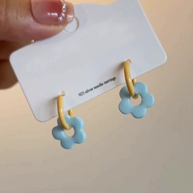 【🎁 B2G1｜先行スタート！】【グッズ】S925シルバー×ドーパミンカラー フラワーピアス｜可愛く甘く華やかに咲く花モチーフ