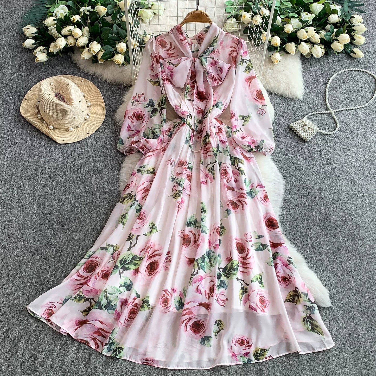 【ワンピース】大人可愛い♡フレンチバカンス風 長袖 花柄ロングワンピース｜着痩せVネック＆リボン付き【SHシリーズ】