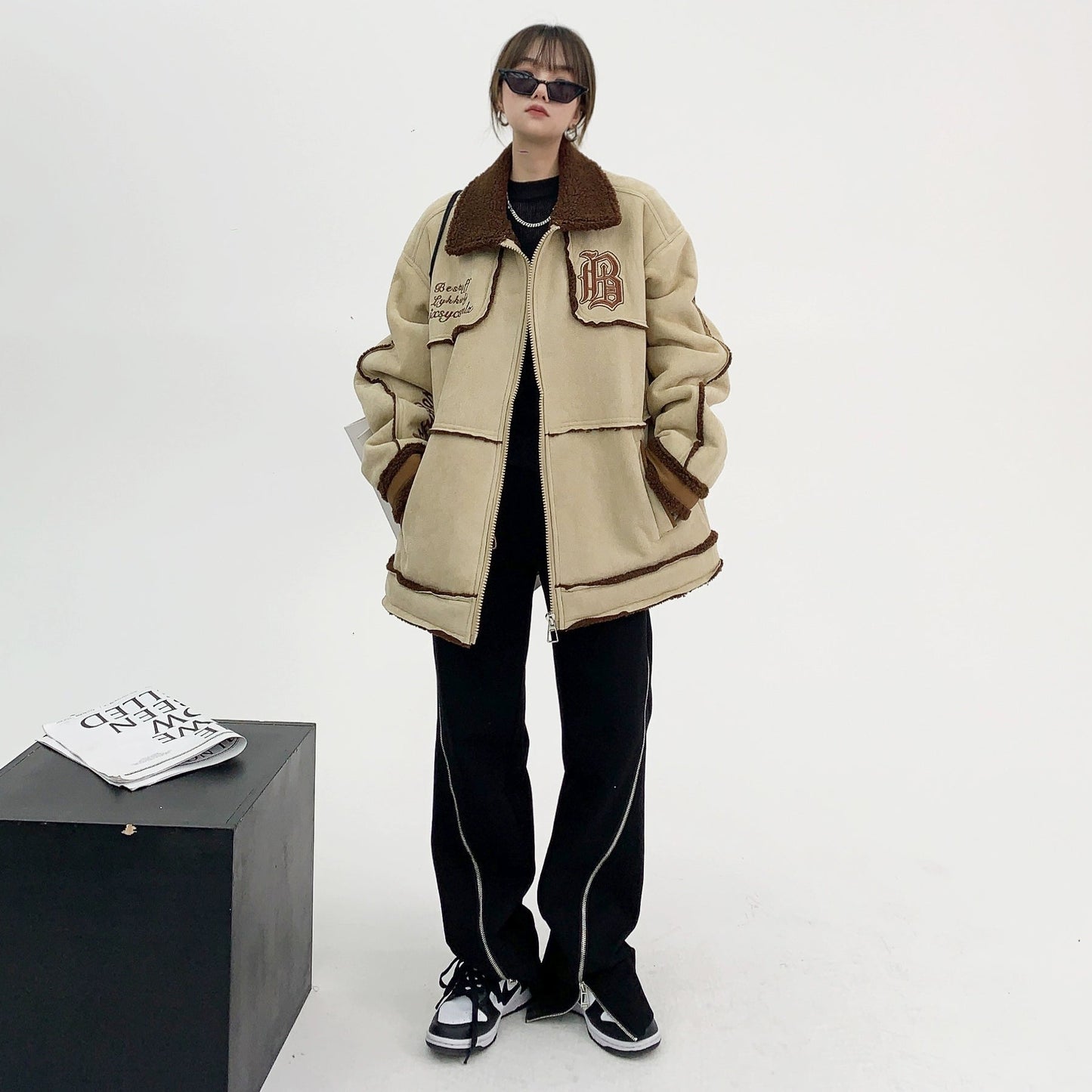 【アウター】春 秋 冬 アメリカン ヘビー 厚手  スエード レトロ ゆったり 刺繍 綿ジャケット【FCシリーズ】