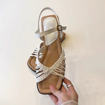 【シューズ】ヴィンテージ編み込みスクエアトゥ ローヒールリゾートサンダル