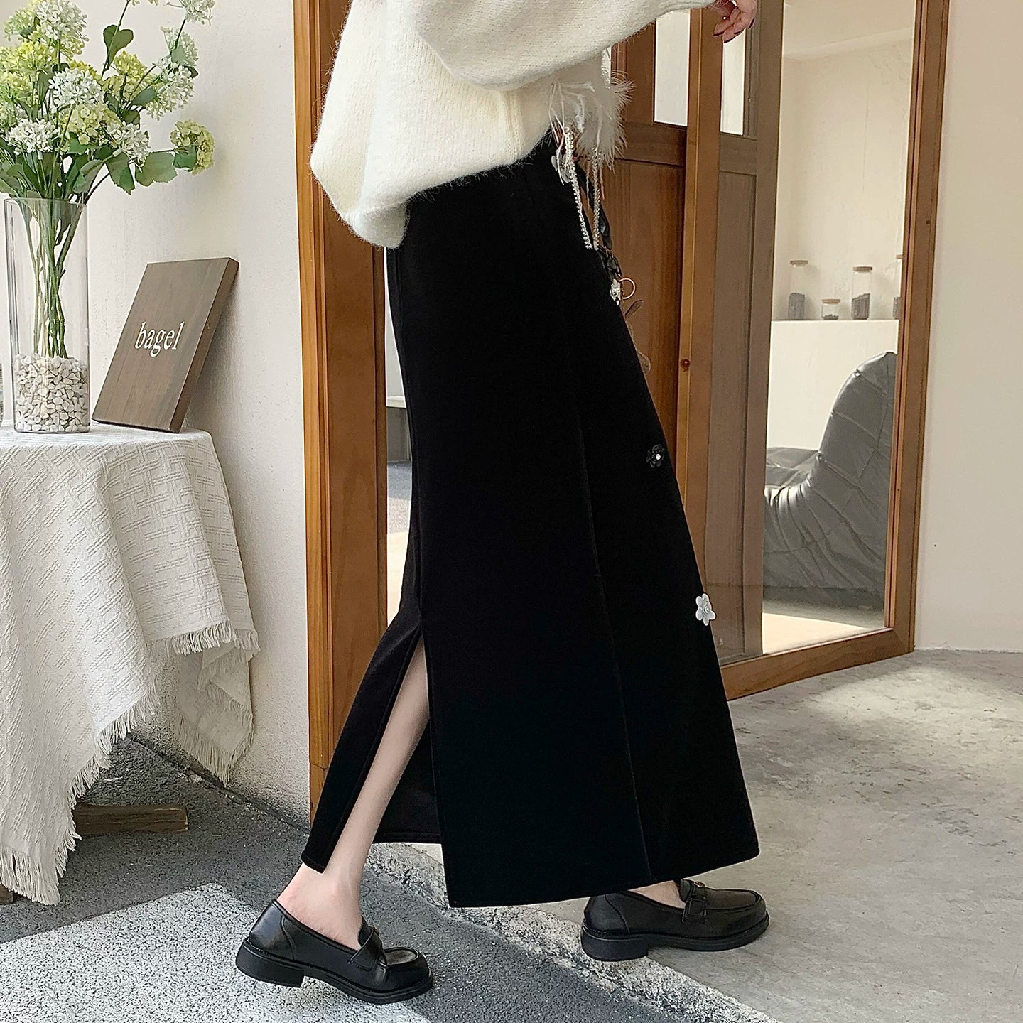 【ボトムス】裏起毛 ロングスカート Aライン スリット入り ヒップカバー 落ち感 ベロア調 厚手 秋冬 レディース【JZシリーズ】