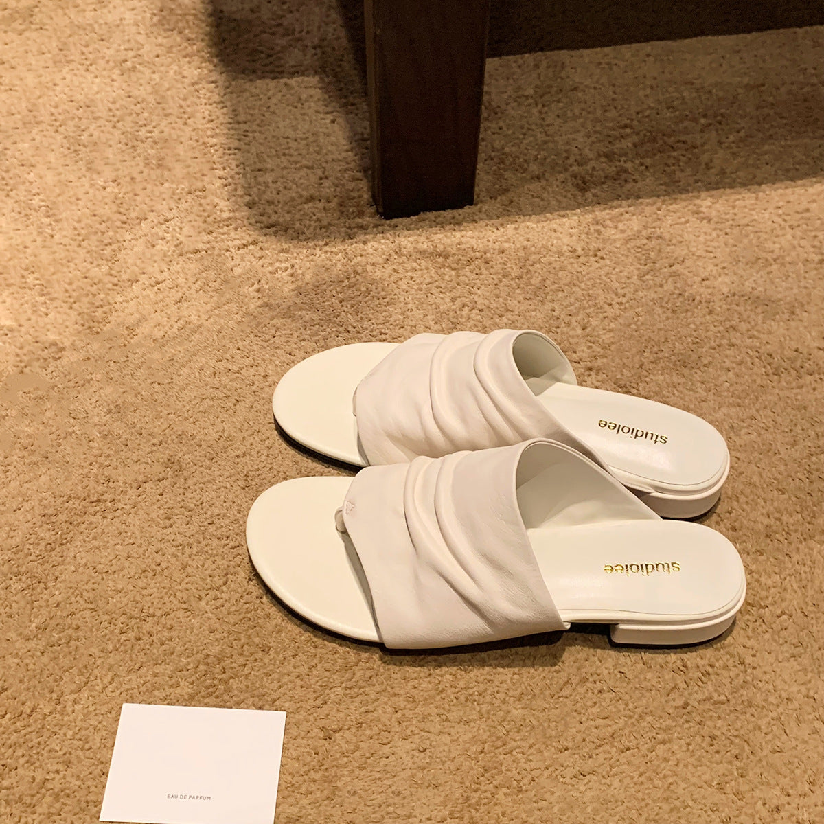 【シューズ】ミニマル×ギャザーサマーミュール｜ワイドアッパー×チャンキーヒールの履きやすさ抜群レディースサンダル