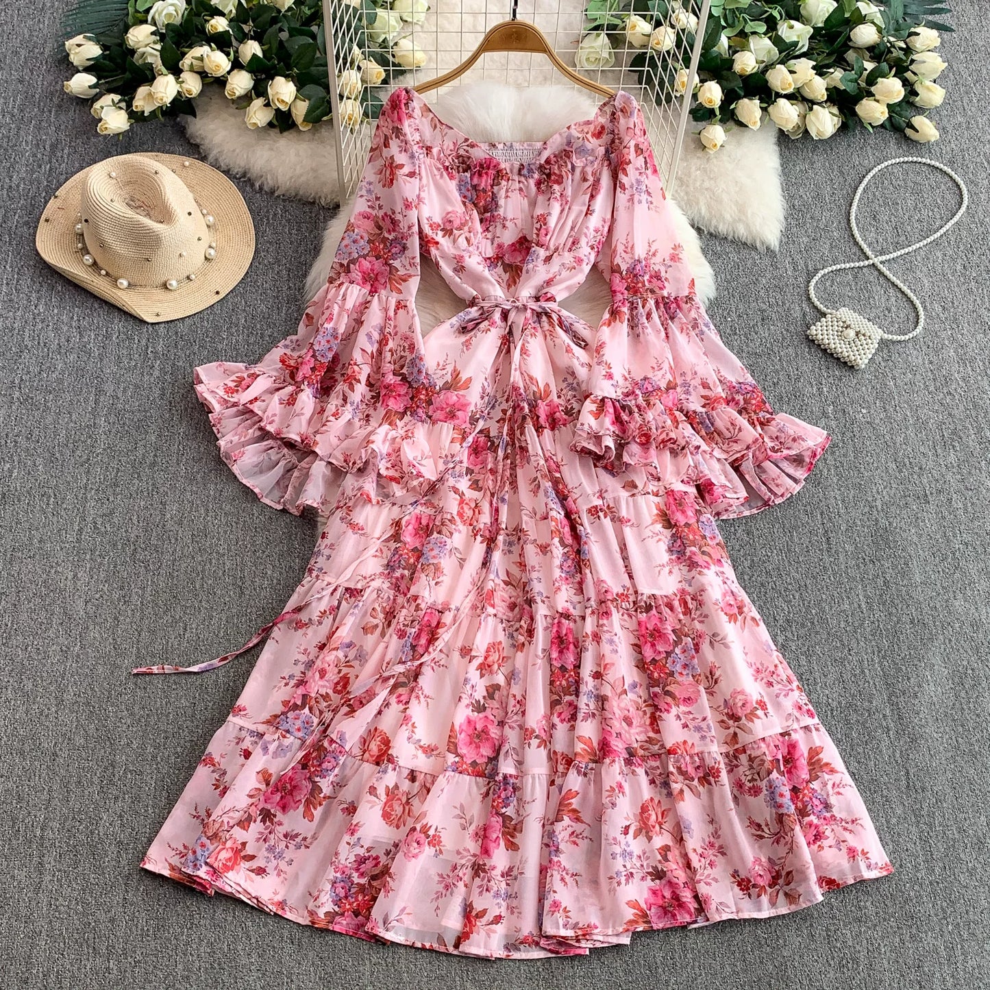 【ワンピース】褒められ確定！フレンチ小衆 長袖 プリントロングワンピース｜シフォン＆ベルスリーブ【SHシリーズ】