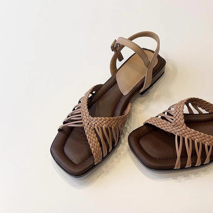 【シューズ】ヴィンテージ編み込みスクエアトゥ ローヒールリゾートサンダル