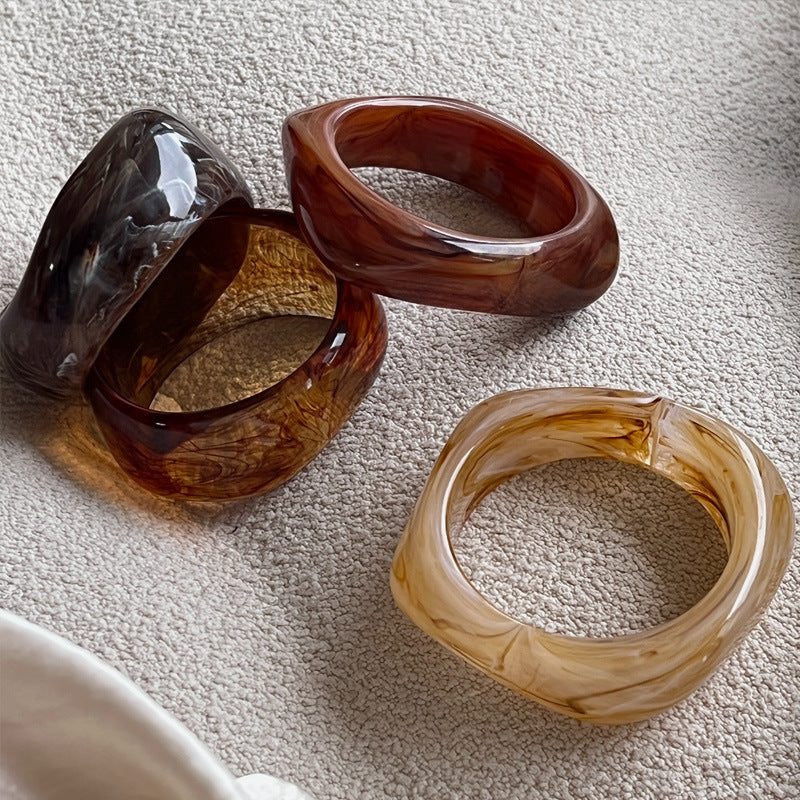 【🎁 B2G1｜先行スタート！】【グッズ】アクリル 幅広 ジャパニーズ＆コリアン レトロ ミニマル ファッション 樹脂 バングル