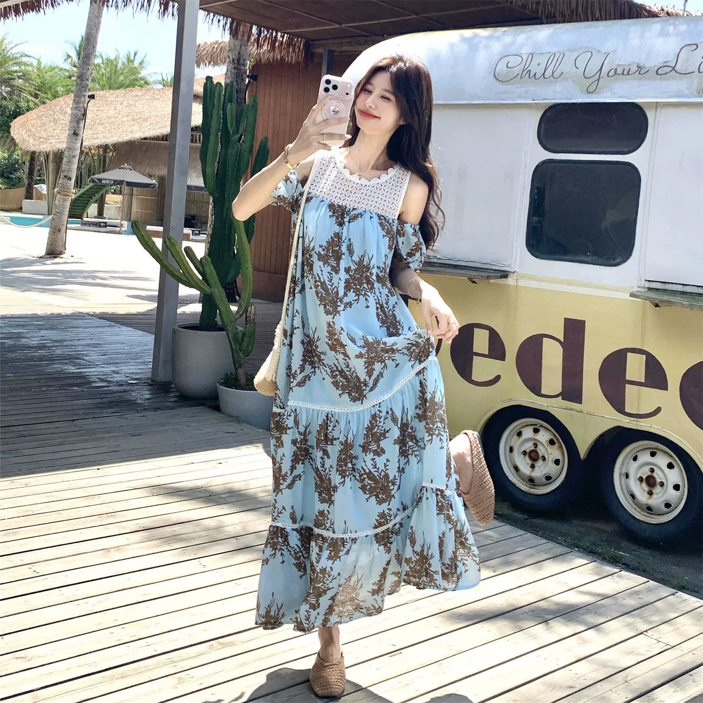 【ワンピース】リゾートワンピース レディース ブルー オフショルダー 花柄プリント レース切替 ロング丈 上品【SHシリーズ】