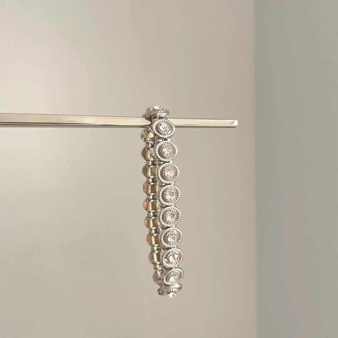 【🎁 B2G1｜先行スタート！】【グッズ】大人女子向け アクセサリー 高級感溢れるスタイリッシュなブレスレット