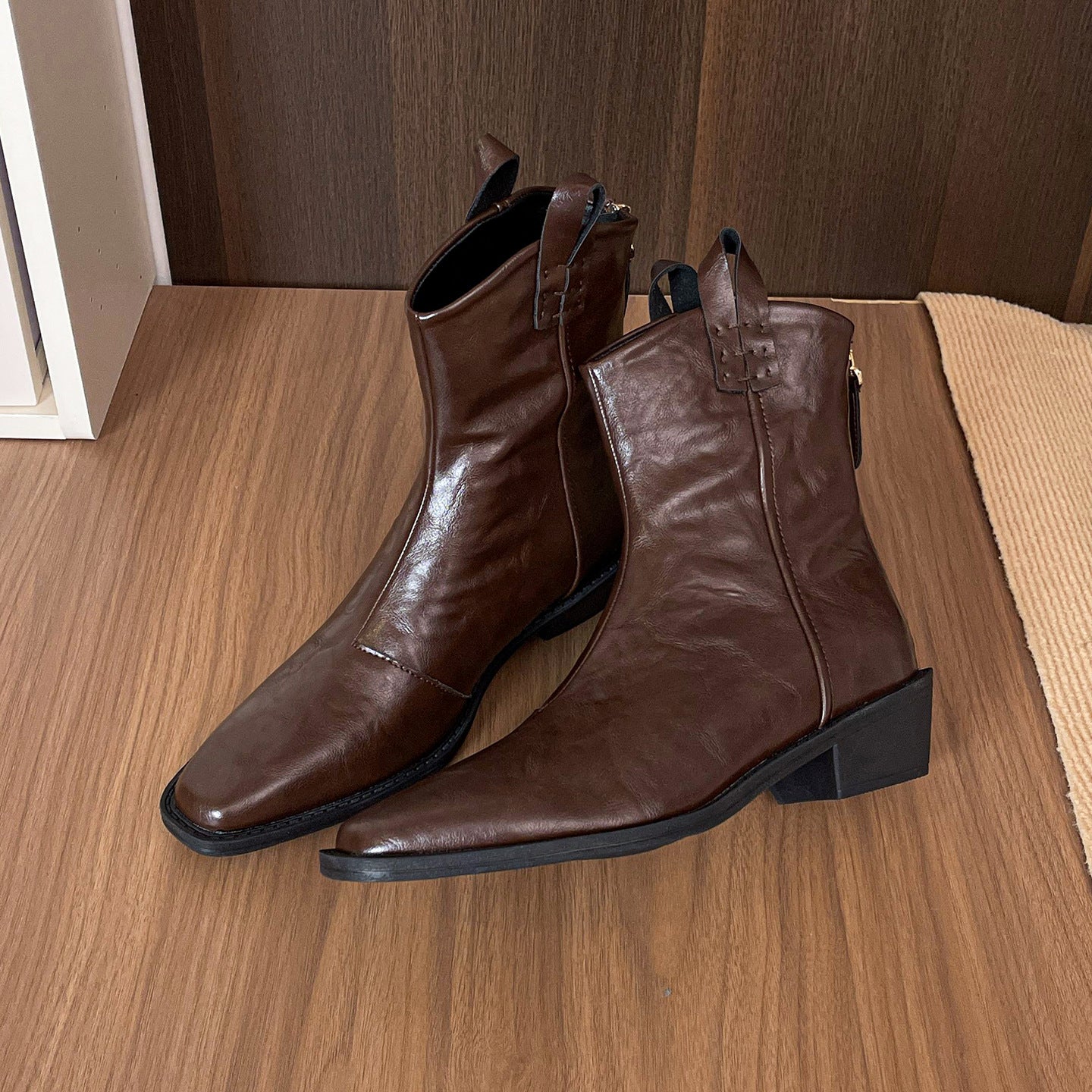 【シューズ】春 秋 冬 ポイントトゥ カウボーイブーツ チャンキーヒール ショートブーツ 【JZシリーズ】