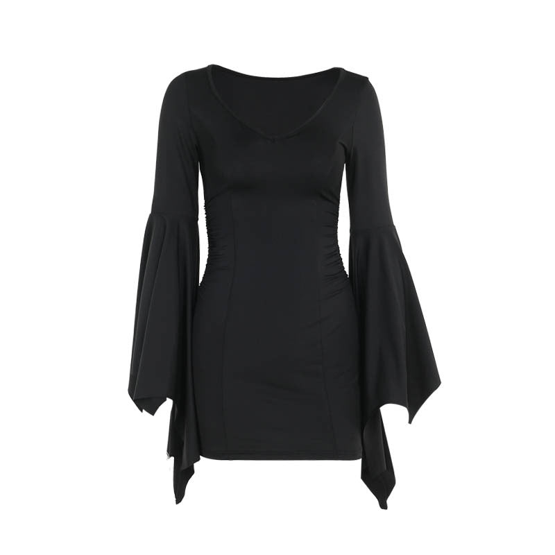 【ハロウィン】不規則 暗黒系 黒 着痩せ 無地 欧米風 ダーク エレガント タイト バットスリーブ ショートワンピース