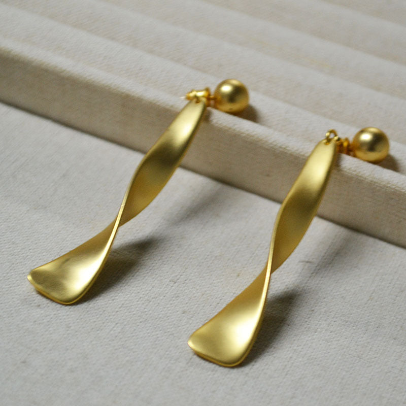 【🎁 B2G1｜先行スタート！】【グッズ】ハンドメイド風 ヨーロッパ風 個性派 ピアス レトロ 高見え 耳飾り