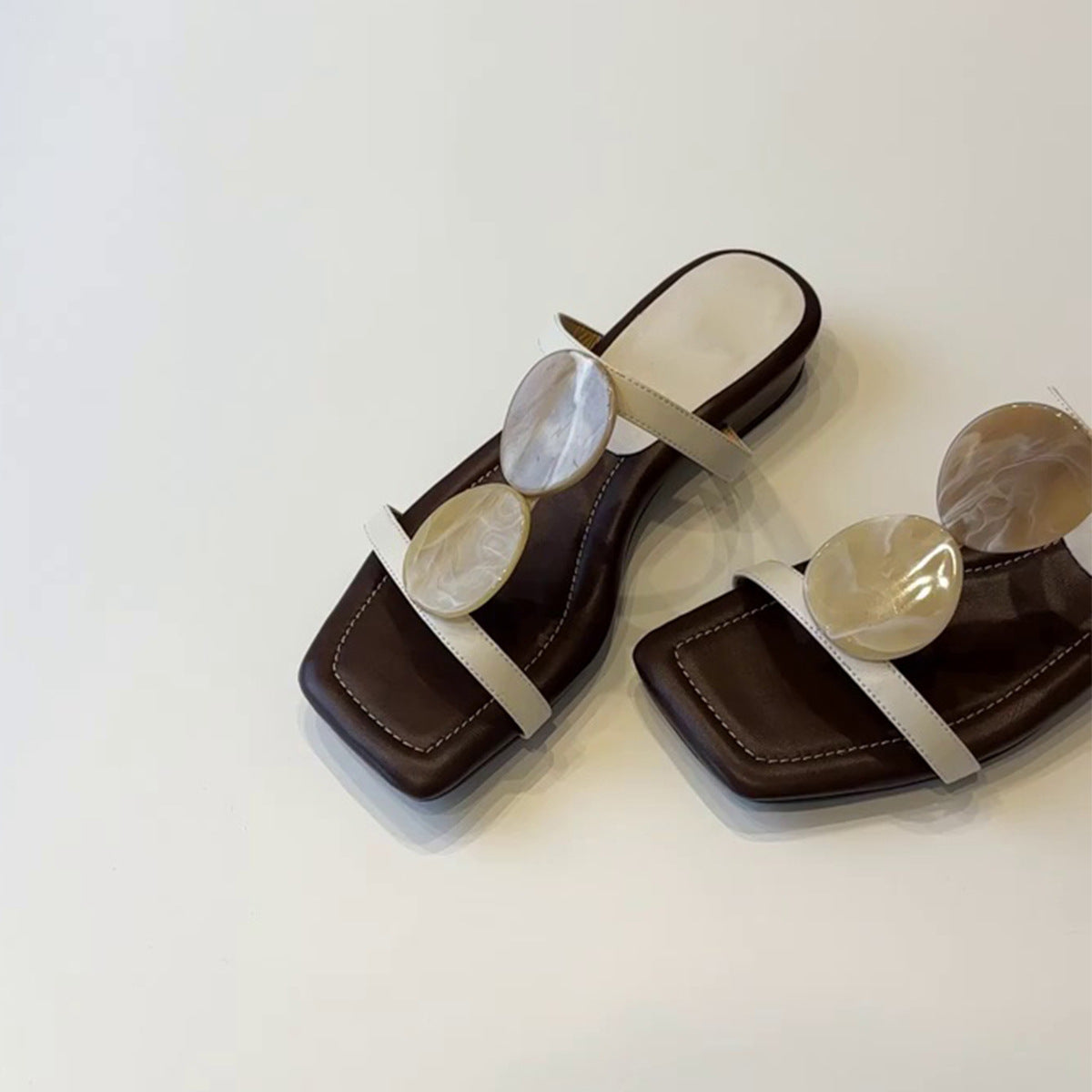 【シューズ】夏 新作 ワンストラップ スクエアトゥ アウトドア用 レトロ風 ローヒールフラットサンダル