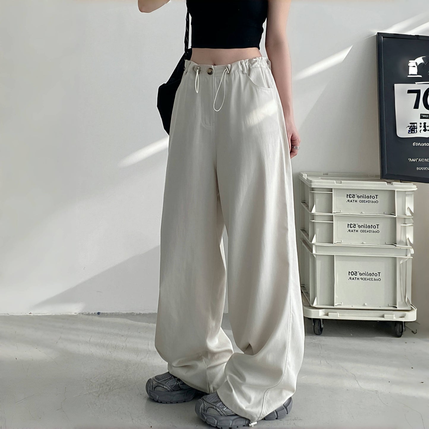 【24AW】【ボトムス】脚長効果ファッション 無地 パンツ