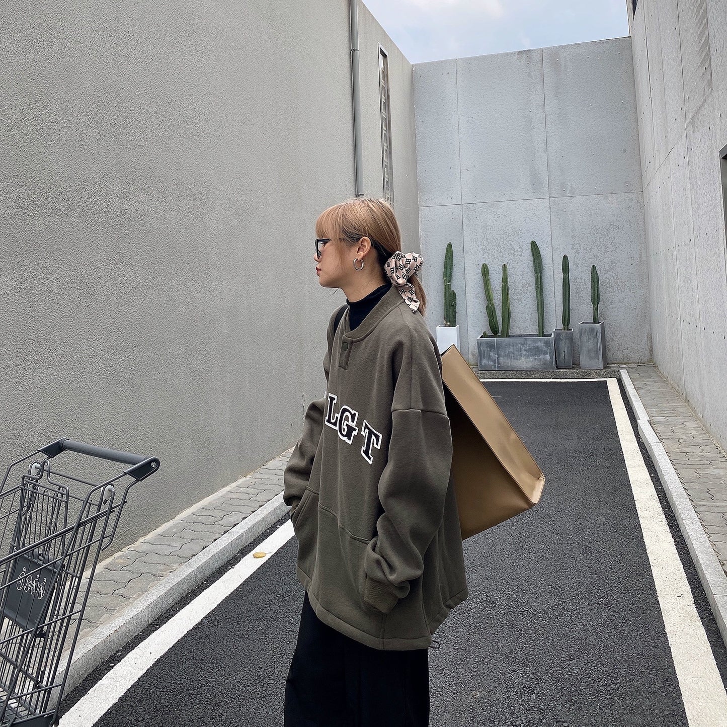 【トップス】刺繍 裏起毛 春 秋 冬 BF風 プルオーバー パーカー 【FCシリーズ】