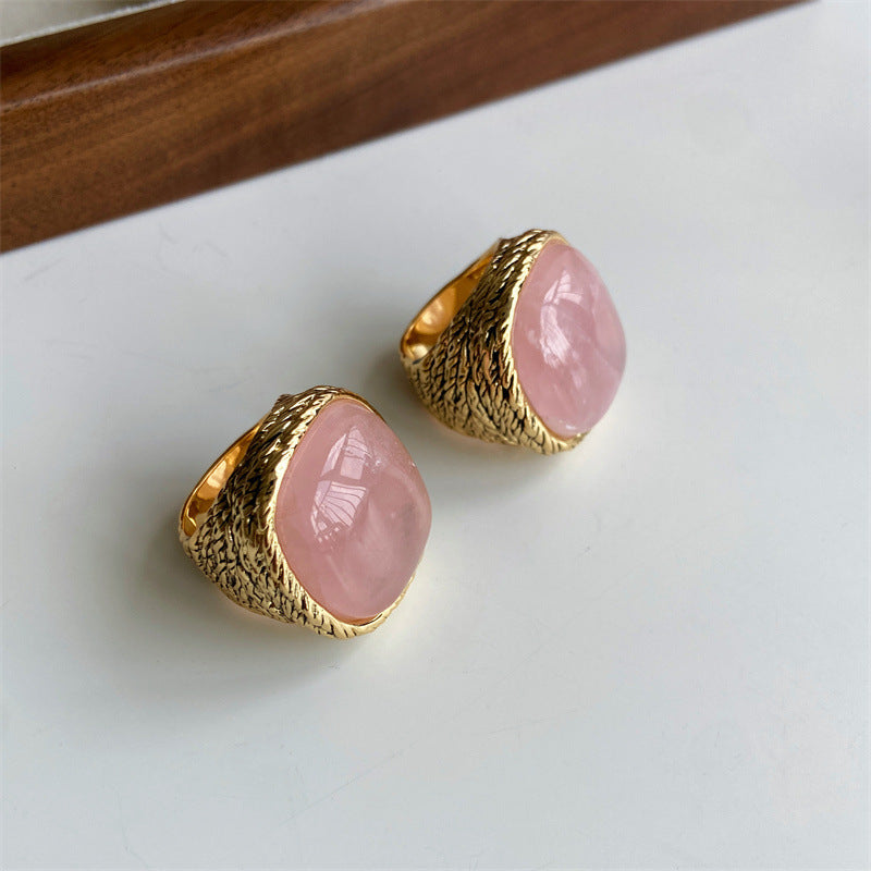 【グッズ】フレンチスタイル 高級感 ピンククォーツ セッティング ヴィンテージ風 ビッグデザインリング