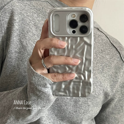 【グッズ】ins風 高級感 マットシルバー しわ加工 iPhone17 Pro Max対応 iPhone17 / 16 Pro Max / 16 / 15 Pro / 14 / 13対応 新作 全面保護 耐衝撃 ケース