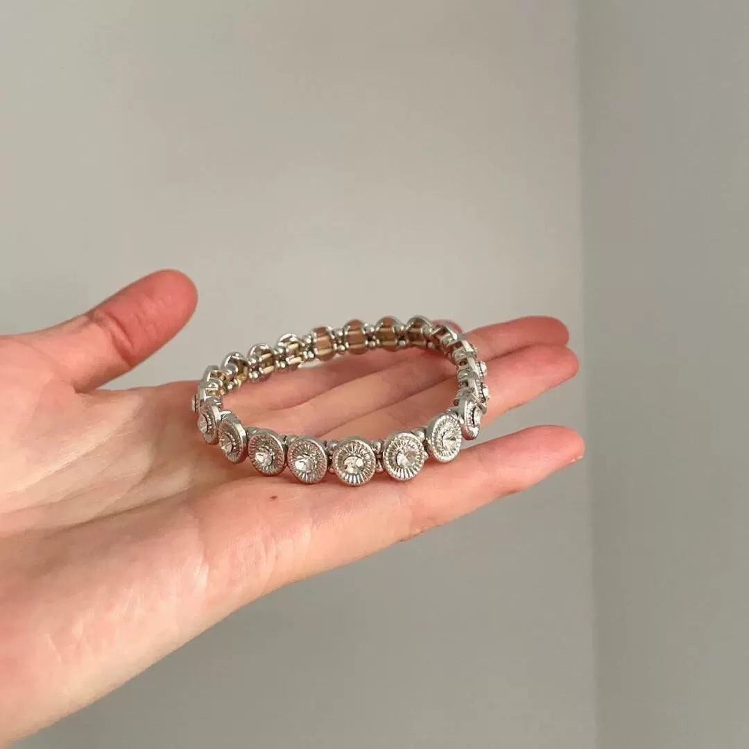 【🎁 B2G1｜先行スタート！】【グッズ】大人女子向け アクセサリー 高級感溢れるスタイリッシュなブレスレット