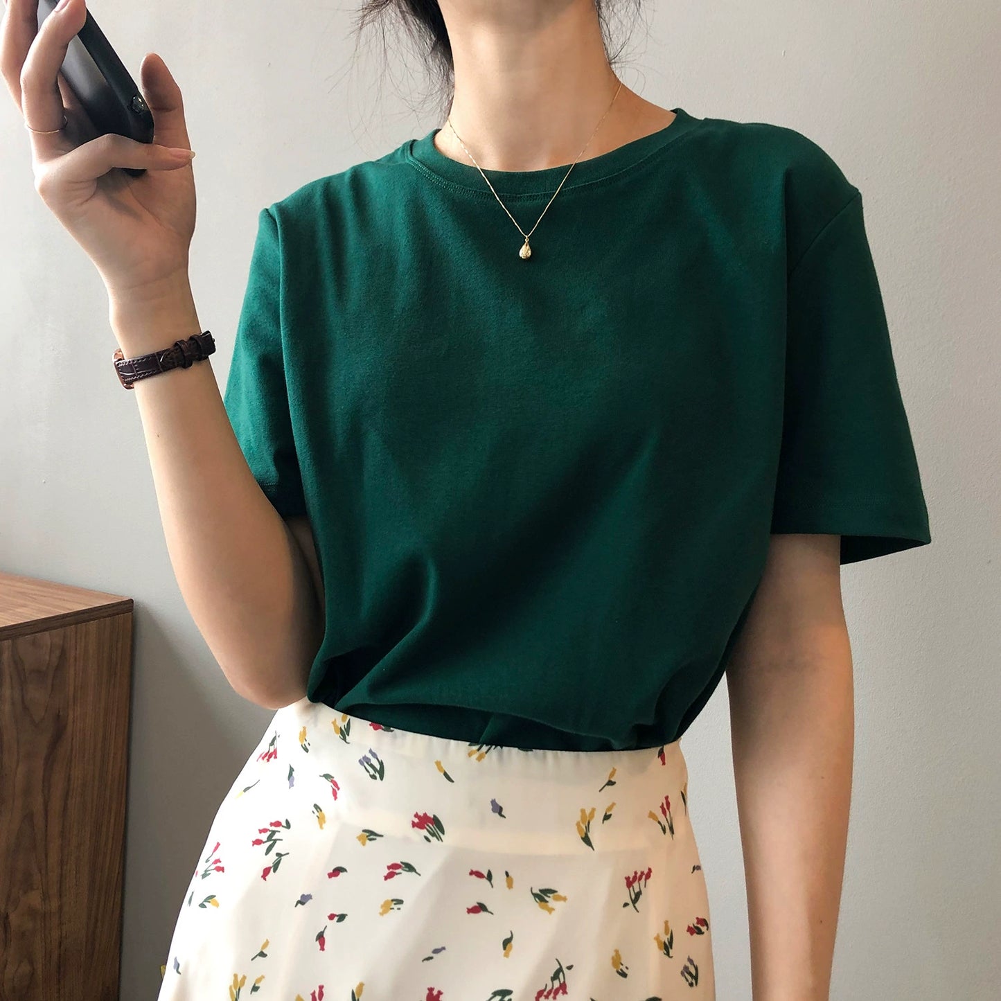 【トップス】無地 夏  ラウンドネック Tシャツ