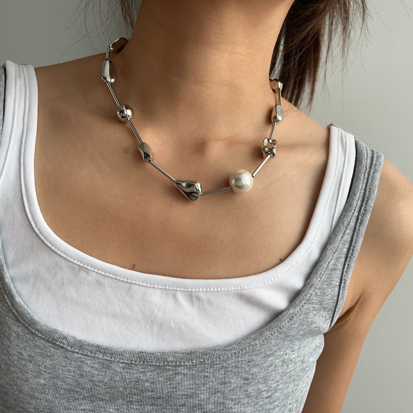 【🎁 B2G1｜先行スタート！】【グッズ】メタル×パール ネックレス レディース 高級感 個性派 チョーカー チョーカーネックレス