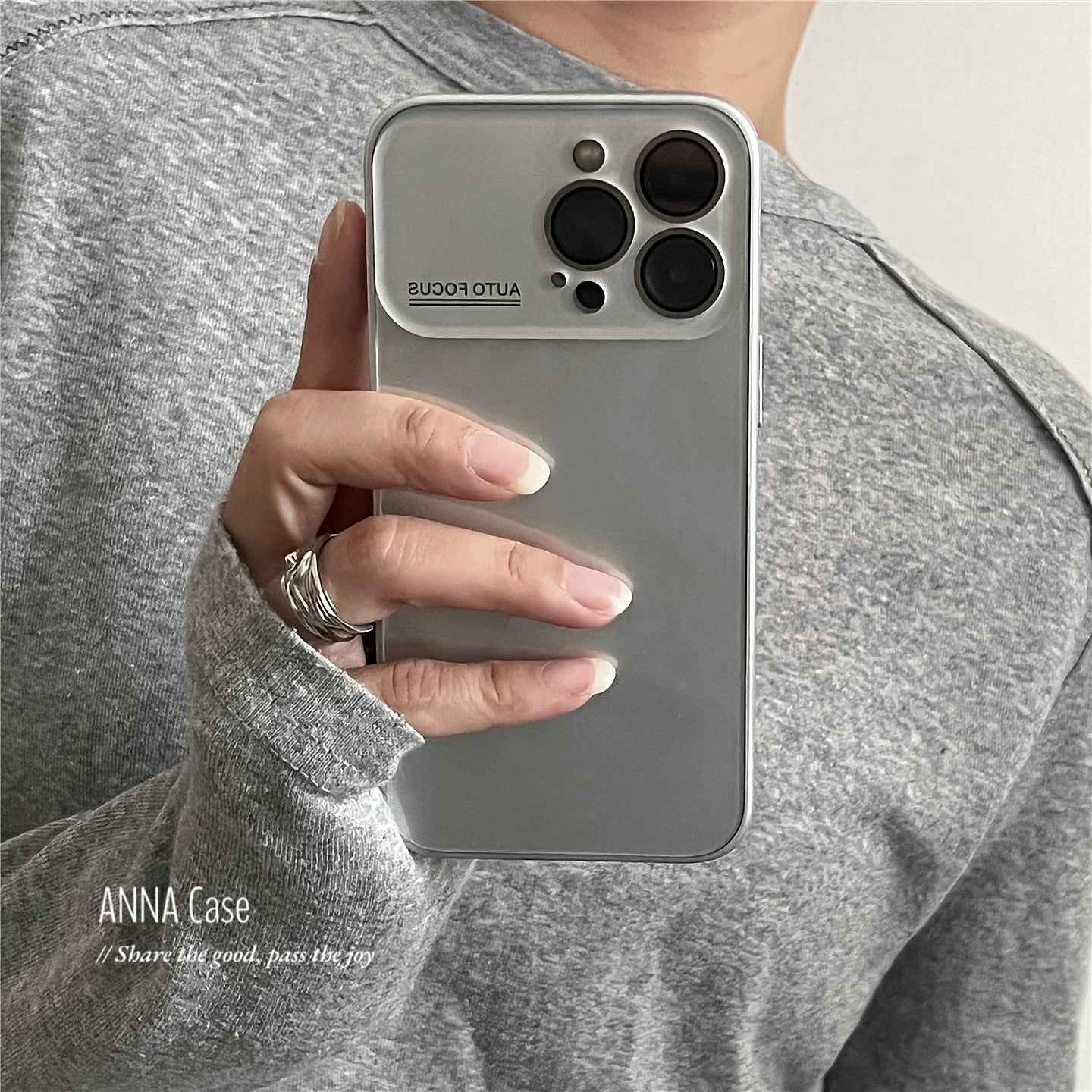 【グッズ】高級感 シンプル クリア シルバーグレー 大窓 iPhone17 Pro Max対応 iPhone17 / 16 Pro Max / 16 / 15 Pro / 14対応 光沢 新作 全面保護 耐衝撃 ケース