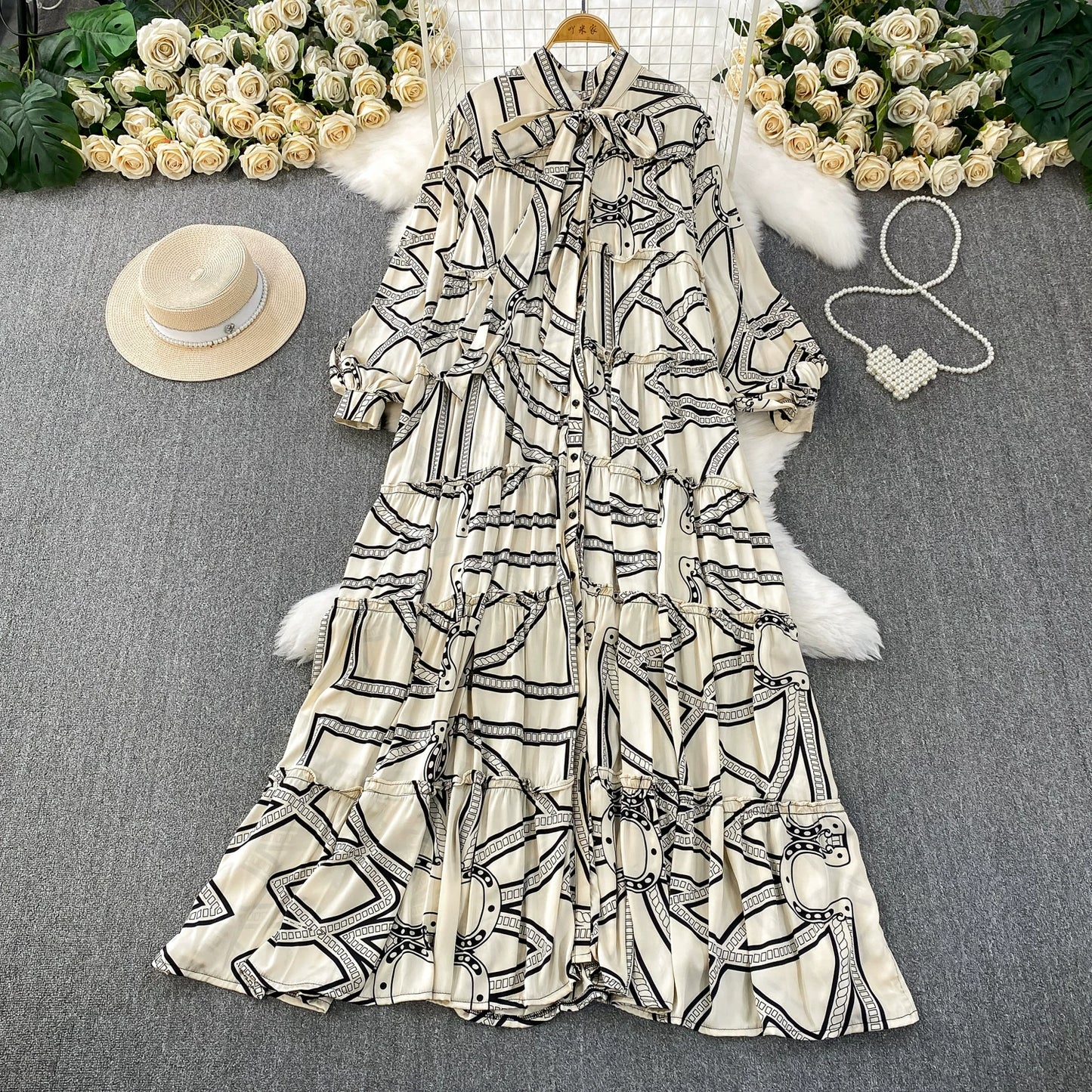 【ワンピース】プリントVネック お腹周りカバー フリル 長袖 ワンピース 【SHシリーズ】