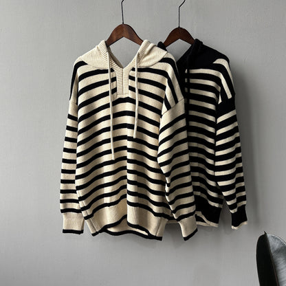 【トップス】春 秋 冬 ゆったり プルオーバー フード付き リラックス感のある セーター 【SNシリーズ】