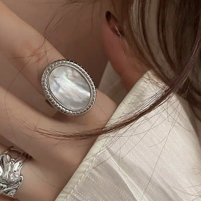 【グッズ】韓国風 オーバルシェル レトロファッション リング