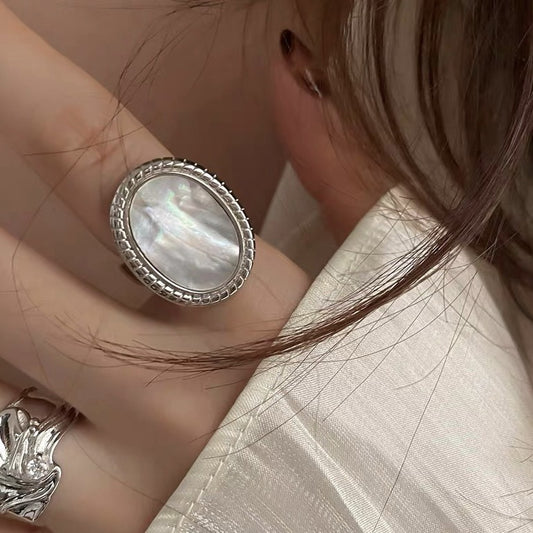 【グッズ】韓国風 オーバルシェル レトロファッション リング
