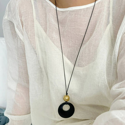 【🎁 B2G1｜先行スタート！】【グッズ】小众スタイル 黒曜石サークルチャーム ロングペンダントネックレス