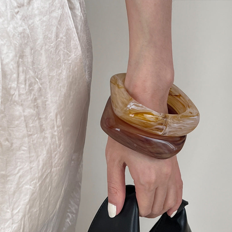 【🎁 B2G1｜先行スタート！】【グッズ】アクリル 幅広 ジャパニーズ＆コリアン レトロ ミニマル ファッション 樹脂 バングル