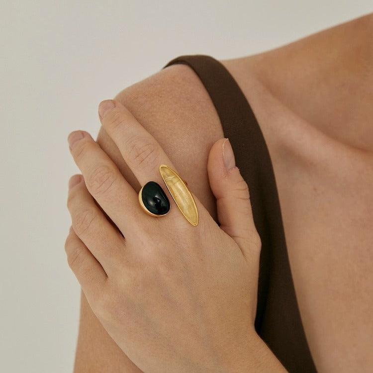 【グッズ】個性派デザイン・欧米風エレガントオープンリング