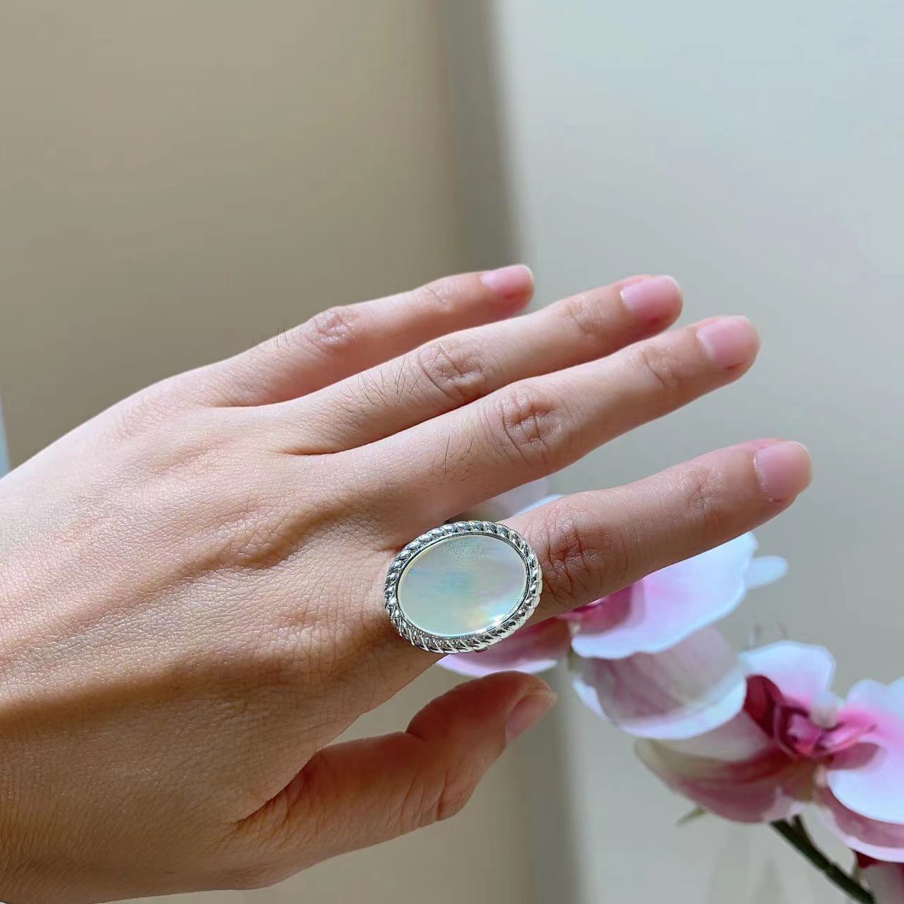 【グッズ】韓国風 オーバルシェル レトロファッション リング
