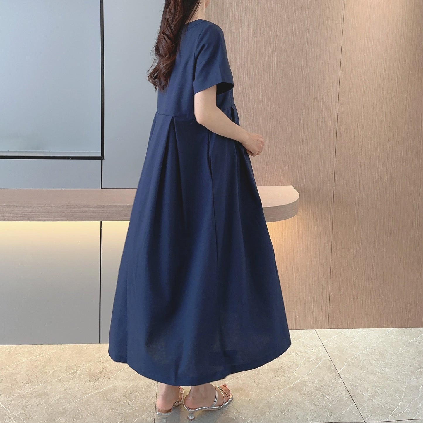 [洋裝] 透氣夏季圓領短袖連身裙