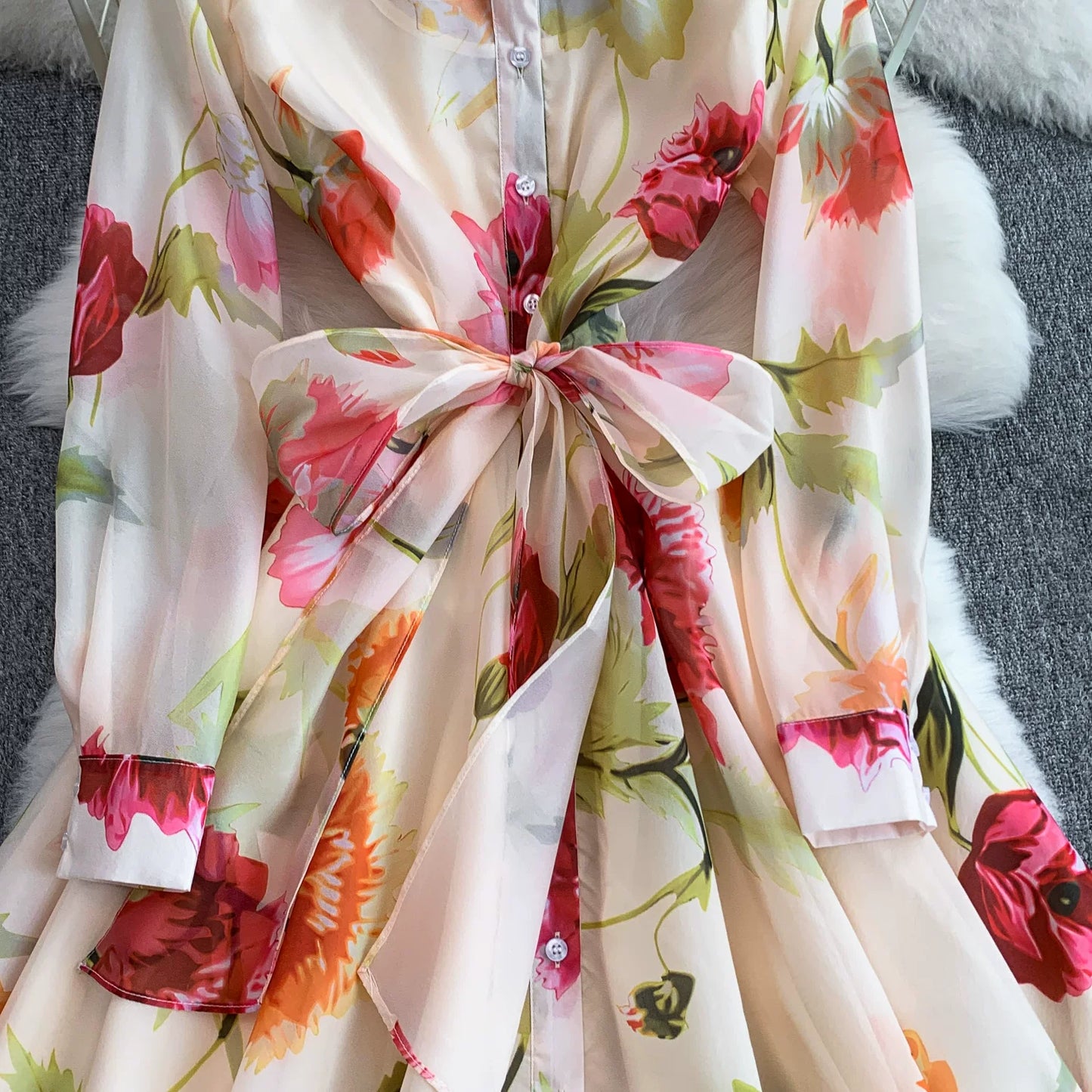 【ワンピース】長袖 花柄ワンピース 襟付き ウエストリボン フレアロング アシンメトリー 着痩せ エレガント リゾートワンピ【SHシリーズ】