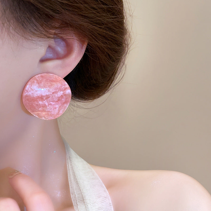 【🎁 B2G1｜先行スタート！】【グッズ】フレンチシック デザイン感 キャディーカラー ツイスト ピアス