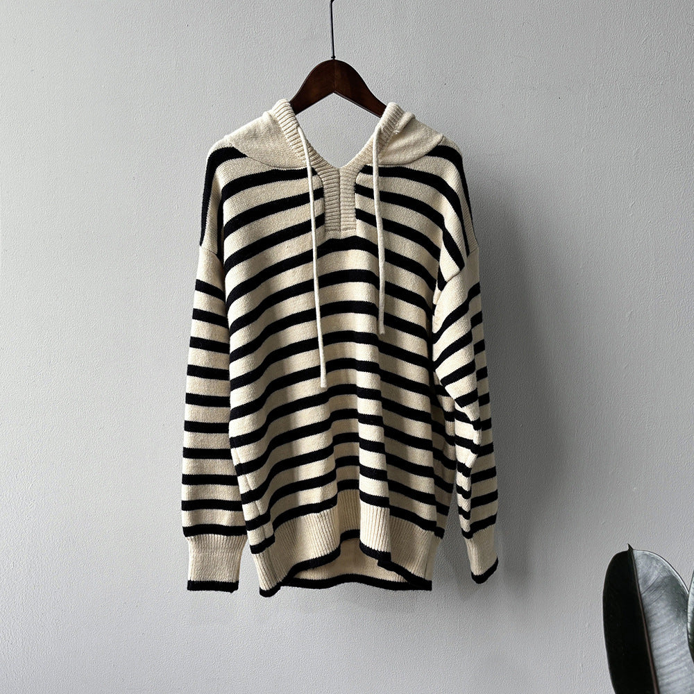 【トップス】春 秋 冬 ゆったり プルオーバー フード付き リラックス感のある セーター 【SNシリーズ】