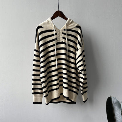 【トップス】春 秋 冬 ゆったり プルオーバー フード付き リラックス感のある セーター 【SNシリーズ】