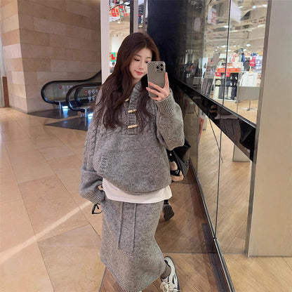 【60%OFF⭐️早い者勝ち】【セットアップ】リラックス感 トグルボタン プルオーバー フード付きニット + スカート 2点上下セット【JZシリーズ】