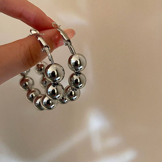 【グッズ】ボールフープピアス レディース 大ぶり ミニマルデザイン 上品アクセサリー
