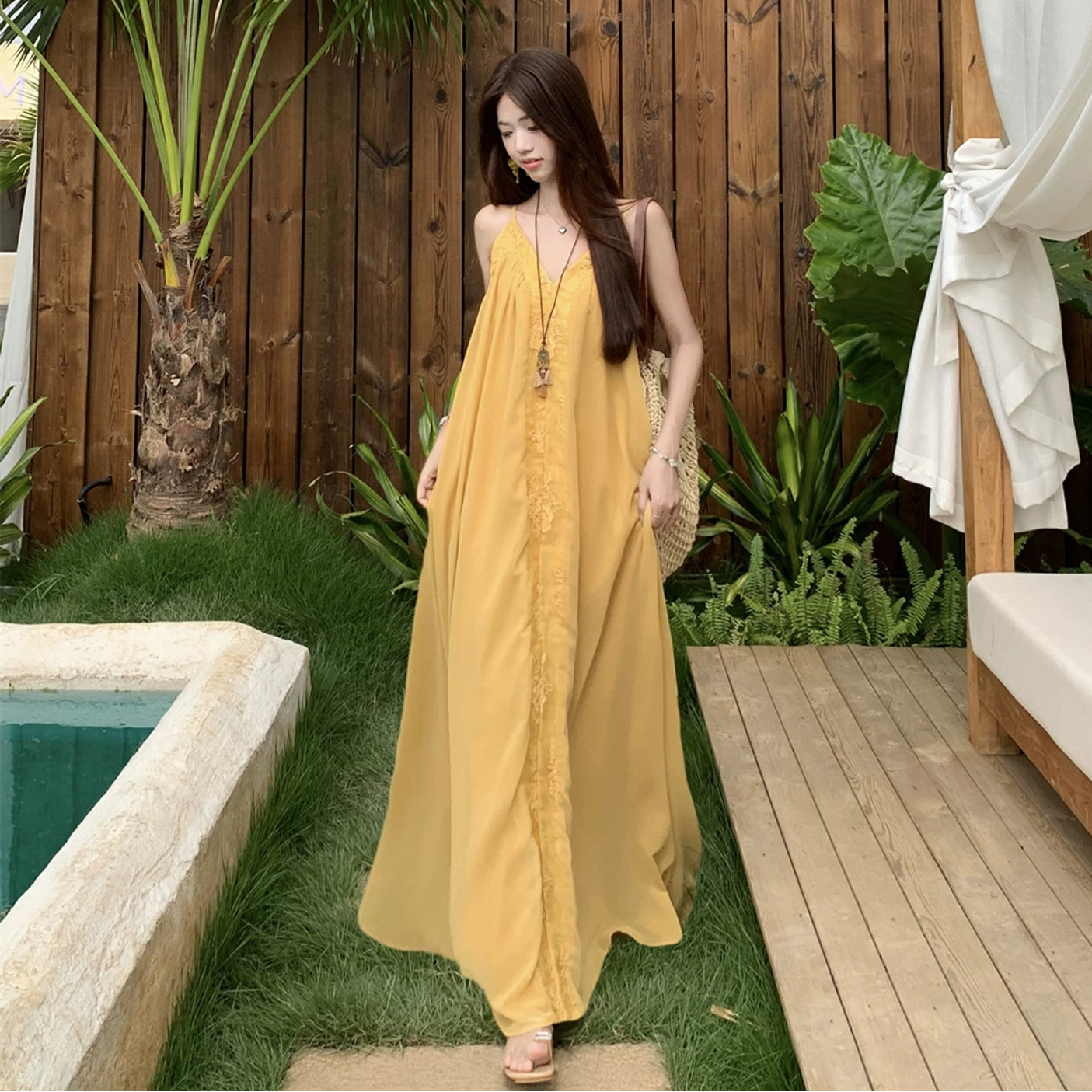 【ワンピース】ボヘミアン風 イエロー キャミソールワンピース レディース 夏 Vネック ノースリーブ ロングワンピース ゆったり 体型カバー 細見え リゾート【SHシリーズ】