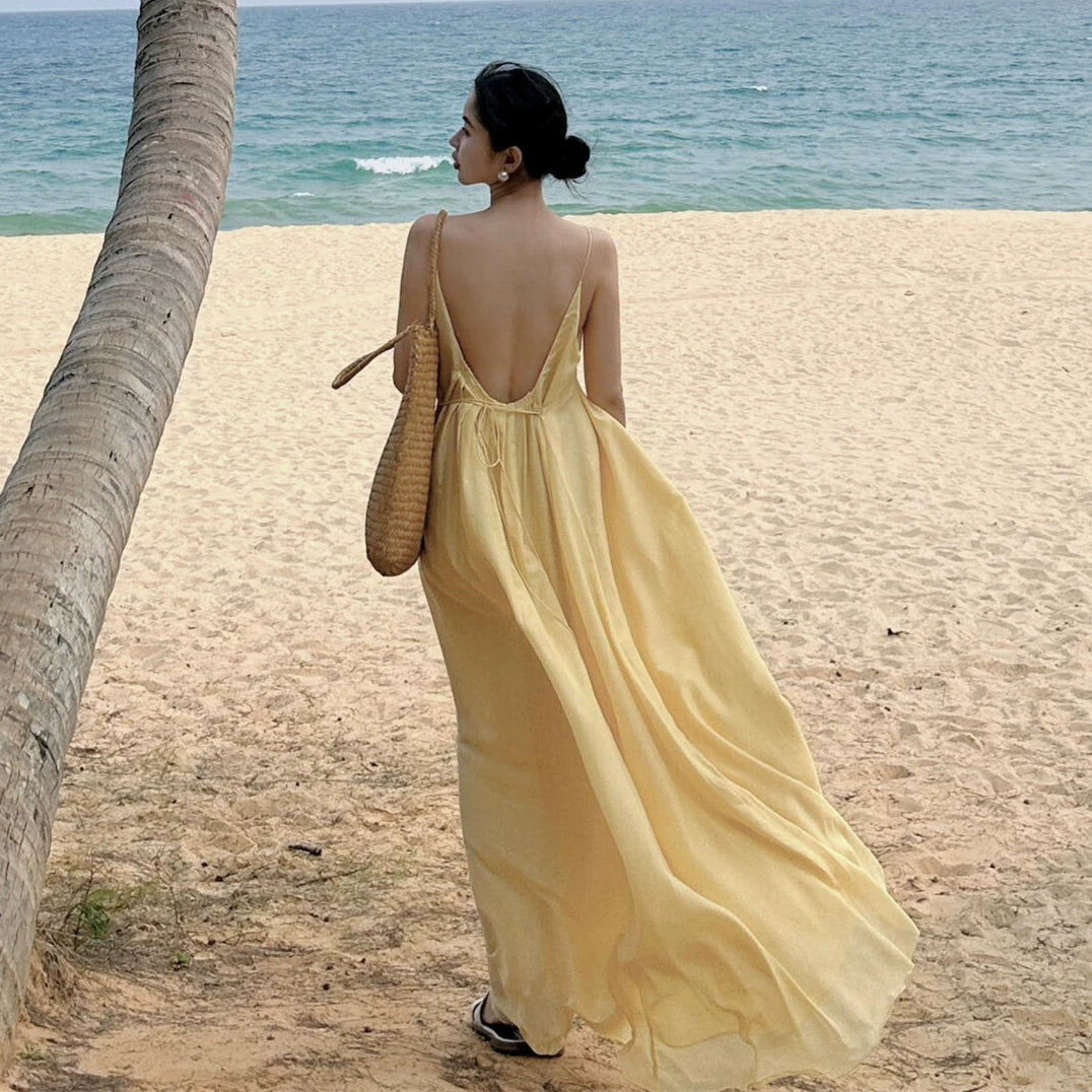【ワンピース】【海辺のリゾート】着痩せ ノースリーブワンピース 2026新作｜ビーチ 撮影用 映えドレス