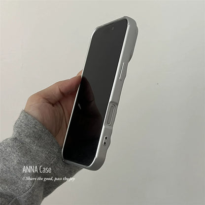 【グッズ】ins風 高級感 マットシルバー しわ加工 iPhone17 Pro Max対応 iPhone17 / 16 Pro Max / 16 / 15 Pro / 14 / 13対応 新作 全面保護 耐衝撃 ケース