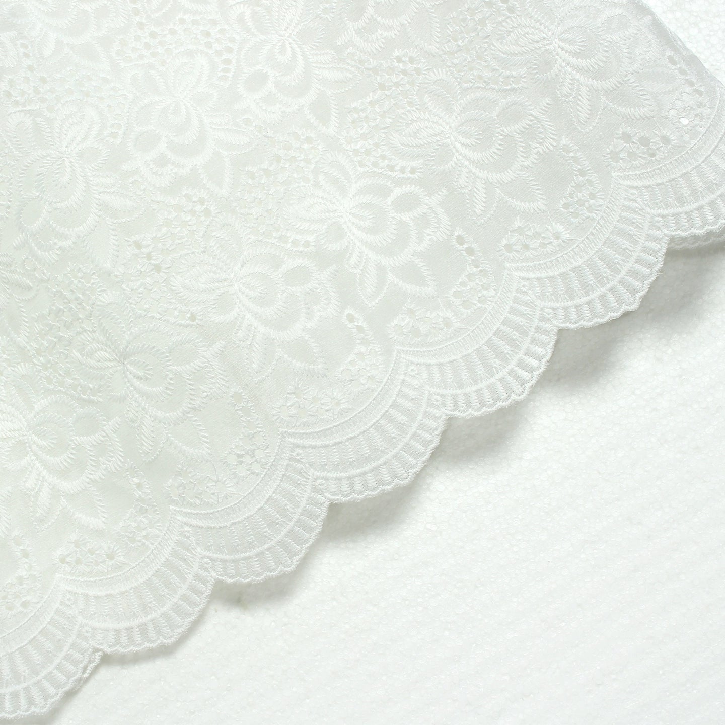 【ボトムス】刺繍入り 上品スリム ストレートスリット レースロングスカート 【JZシリーズ】